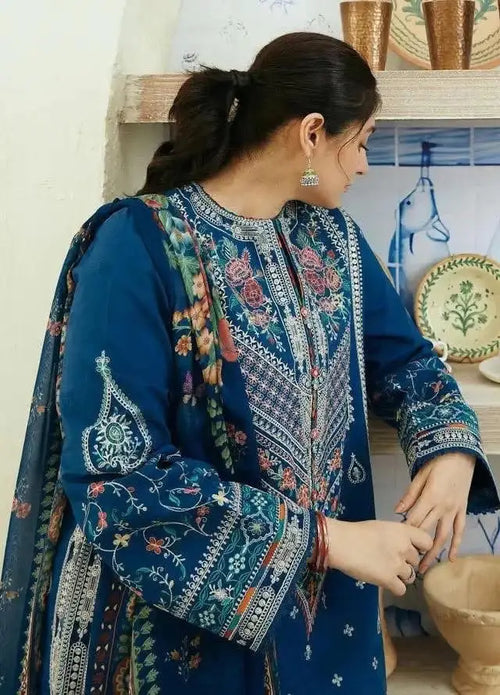 3 Pcs Women's Stitched Cotton Lawn Embroidered Suit