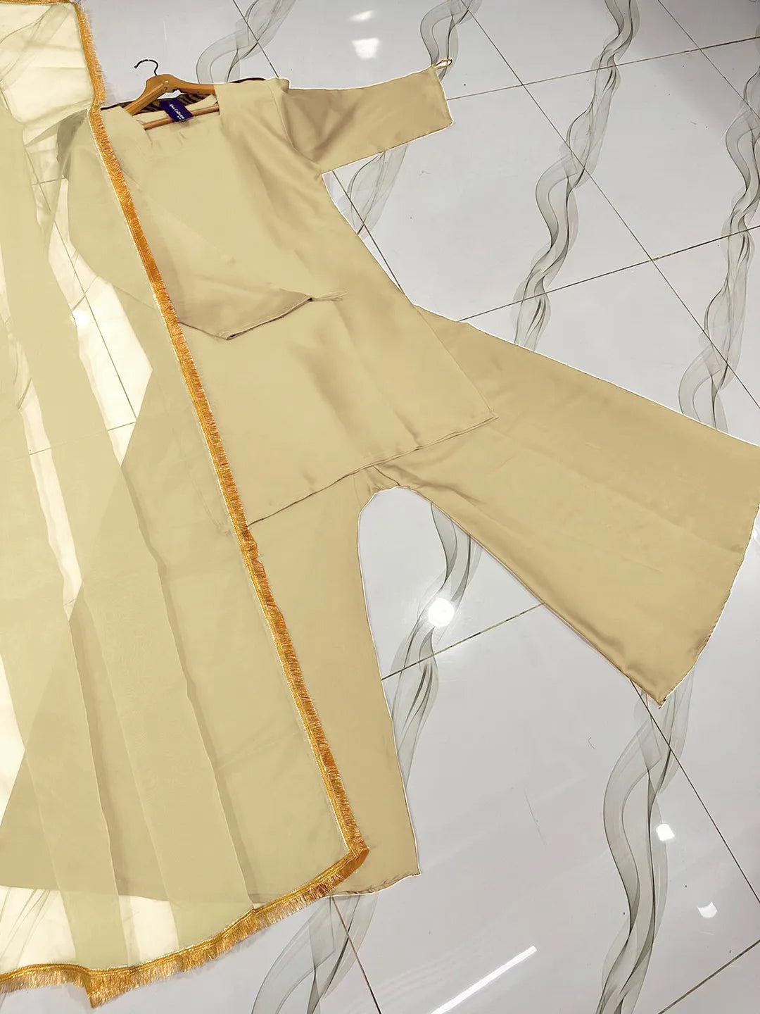 3 Pcs Women's Stitched Silk Lace Work Suit