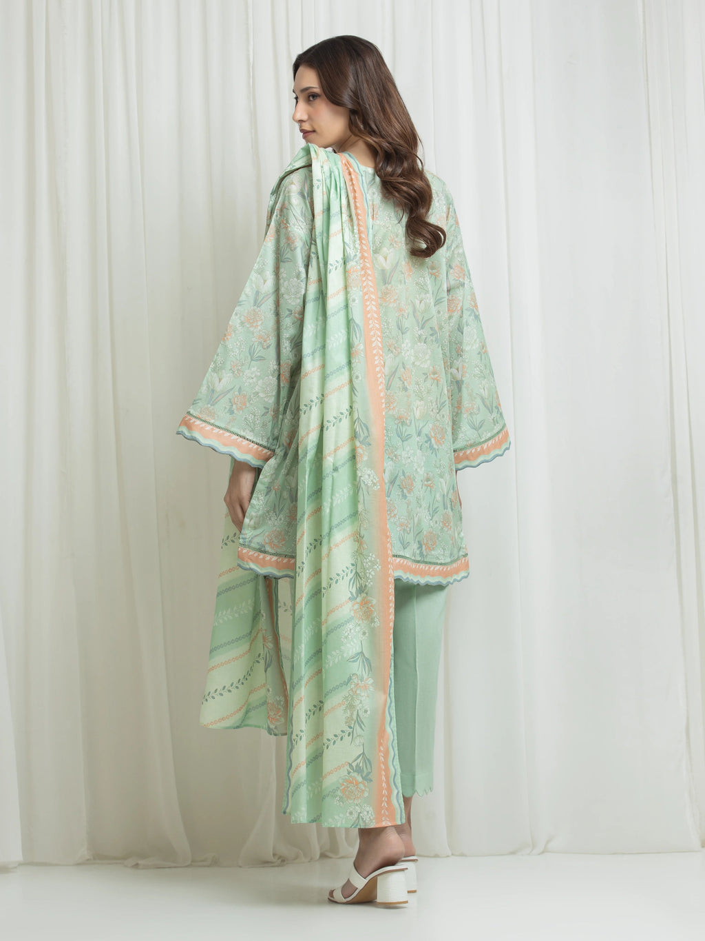 edenrobe Allure Lawn Unstitched Printed 3Pc Suit EWU6A1-36635