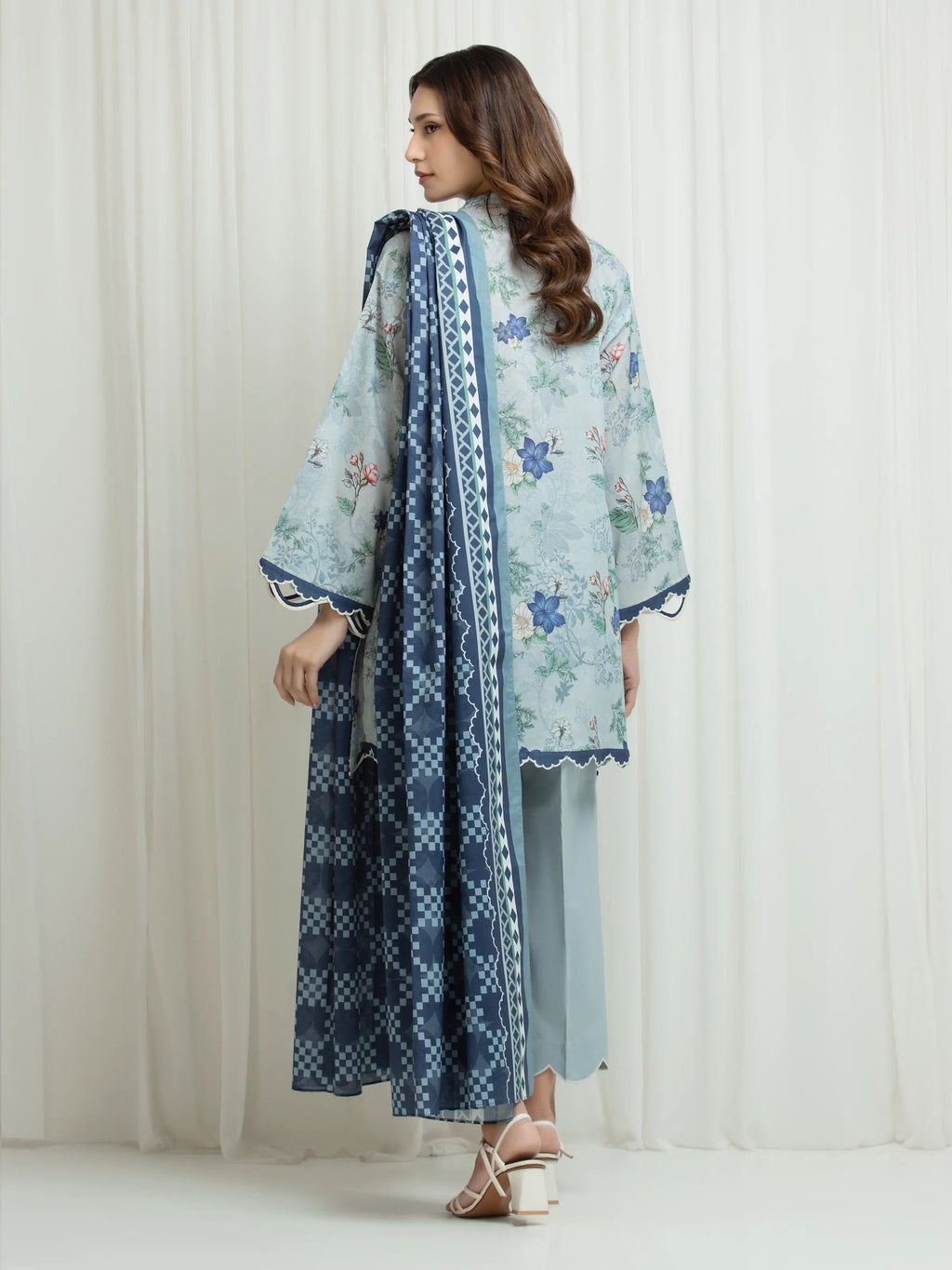 edenrobe Allure Lawn Unstitched Printed 3Pc Suit EWU6A1-36700