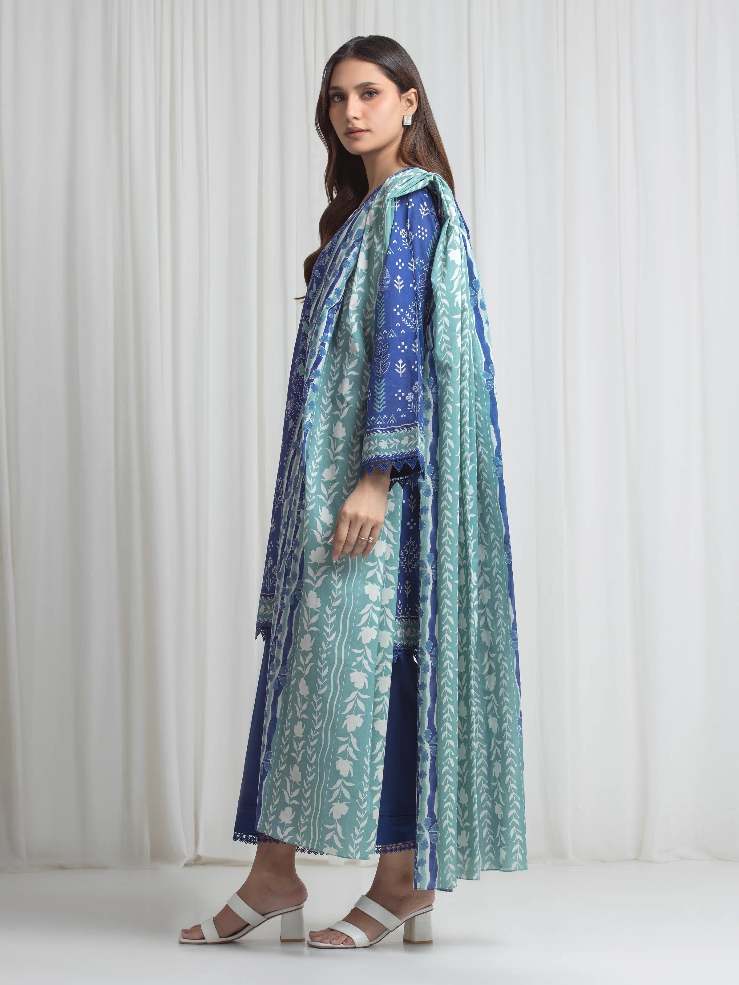 edenrobe Allure Lawn Unstitched Printed 3Pc Suit EWU6A1-36720