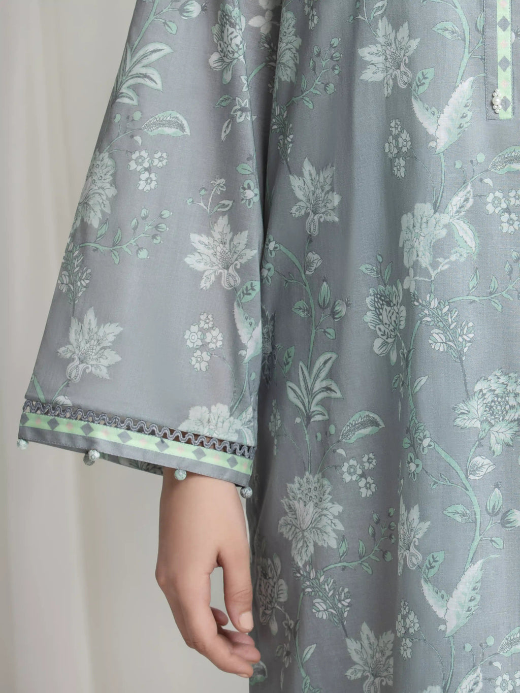 edenrobe Allure Lawn Unstitched Printed 3Pc Suit EWU6A1-36726