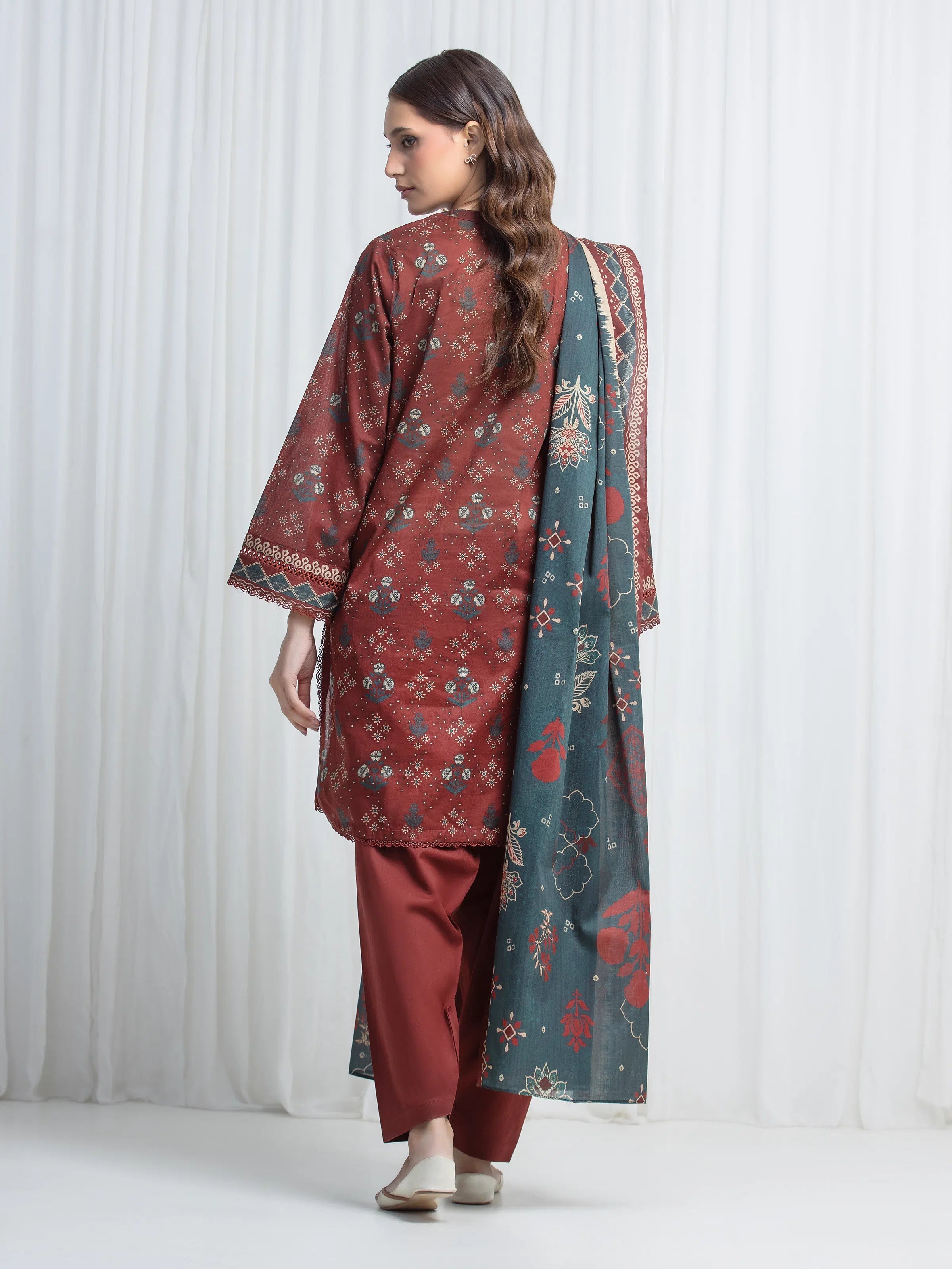 edenrobe Allure Lawn Unstitched Printed 3Pc Suit EWU6A1-36745