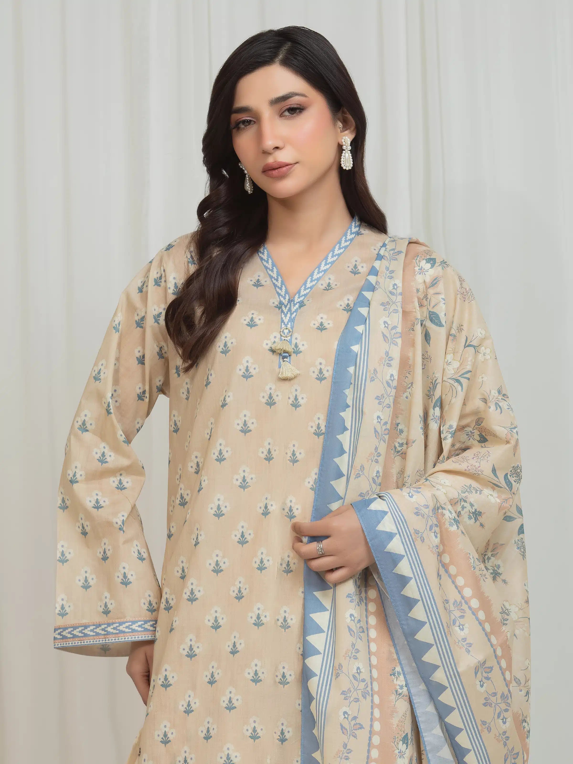 edenrobe Allure Lawn Unstitched Printed 3Pc Suit EWU6A1-36751