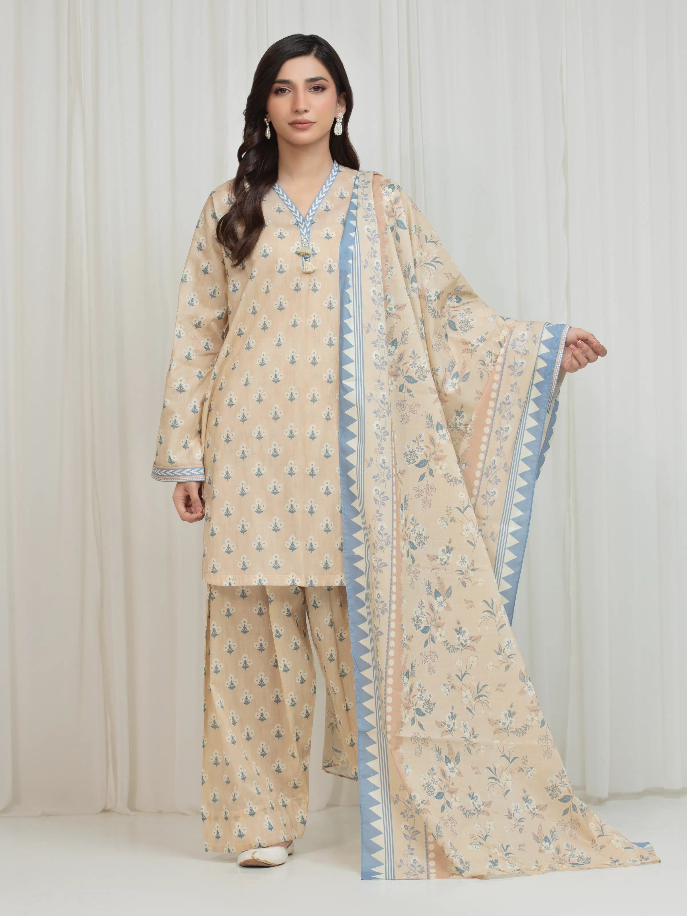 edenrobe Allure Lawn Unstitched Printed 3Pc Suit EWU6A1-36751