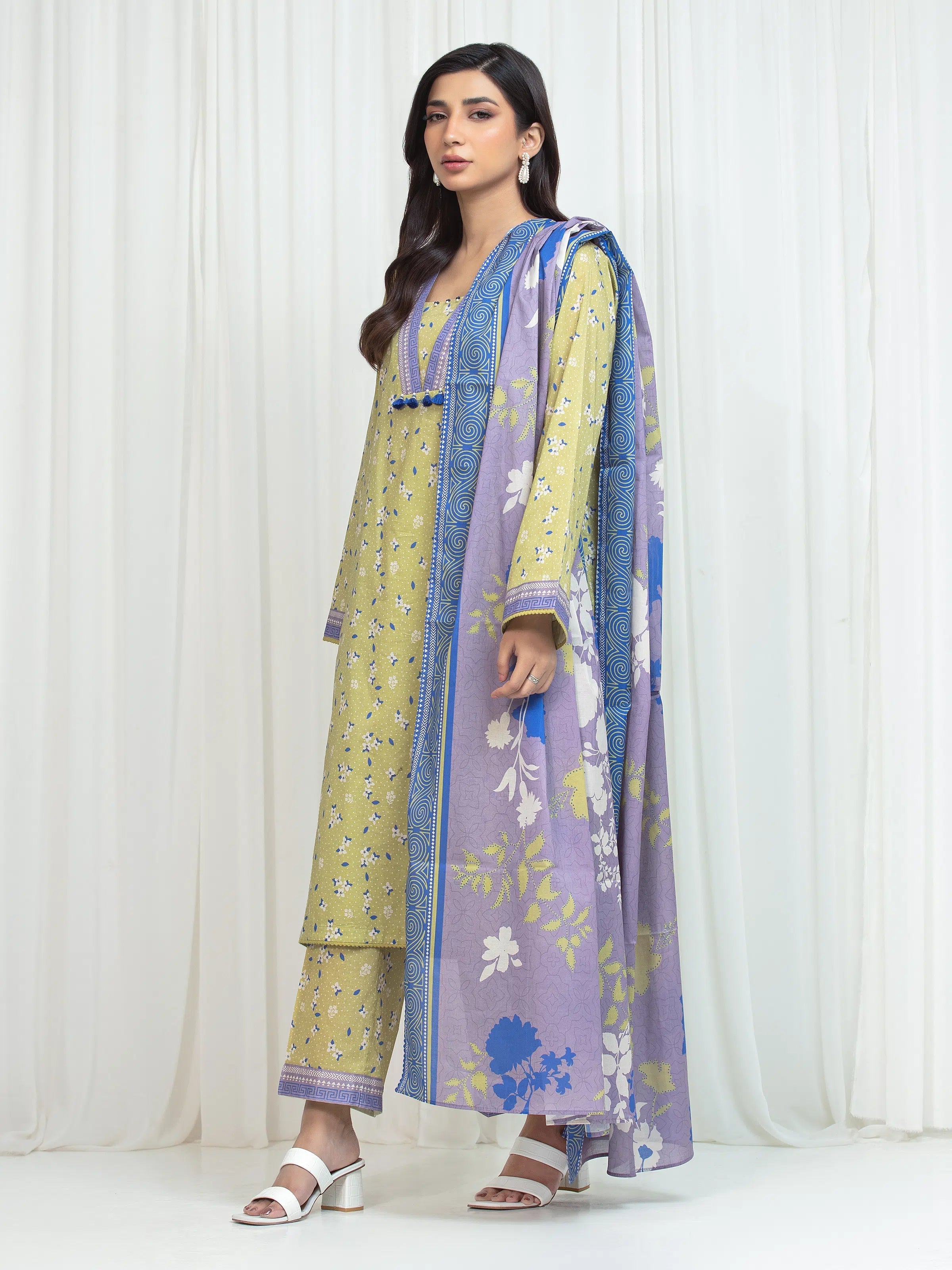 edenrobe Allure Lawn Unstitched Printed 3Pc Suit EWU6A1-36753
