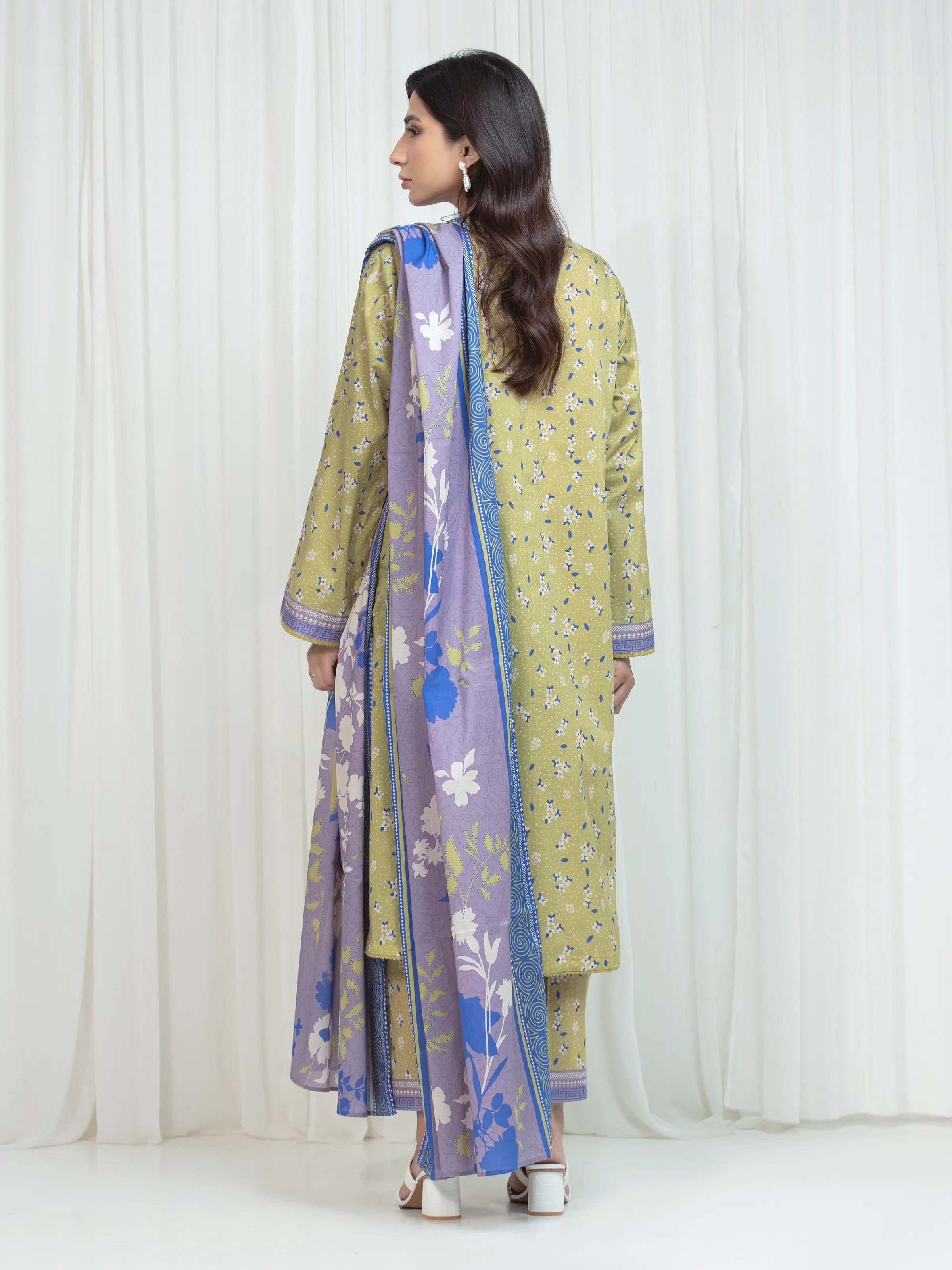 edenrobe Allure Lawn Unstitched Printed 3Pc Suit EWU6A1-36753
