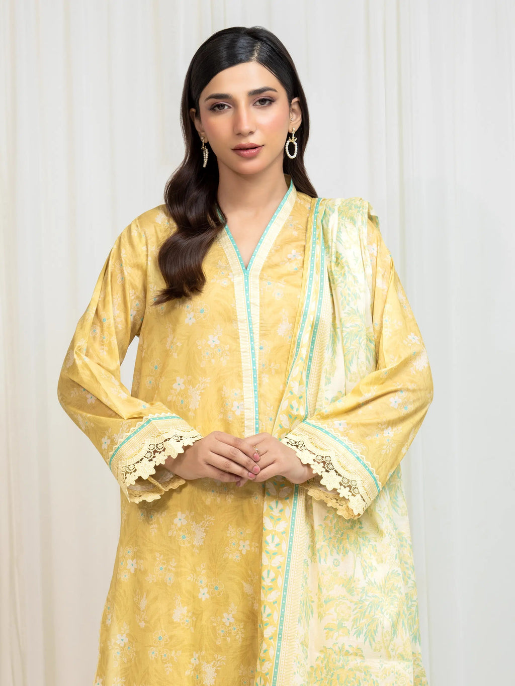 edenrobe Allure Lawn Unstitched Printed 3Pc Suit EWU6A1-36757