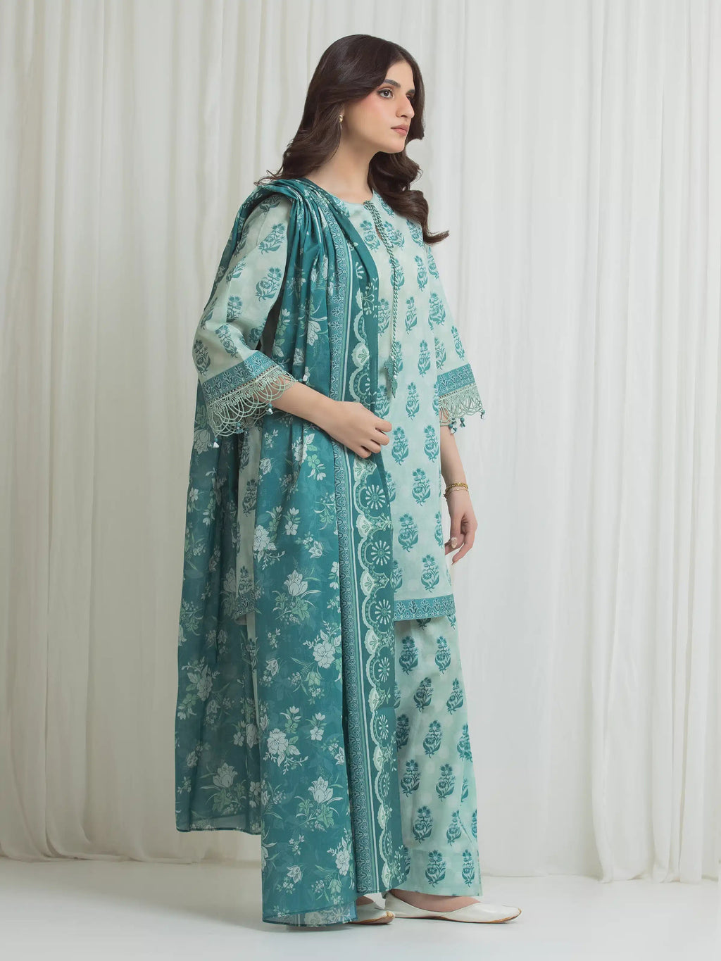 edenrobe Allure Lawn Unstitched Printed 3Pc Suit EWU6A1-36761