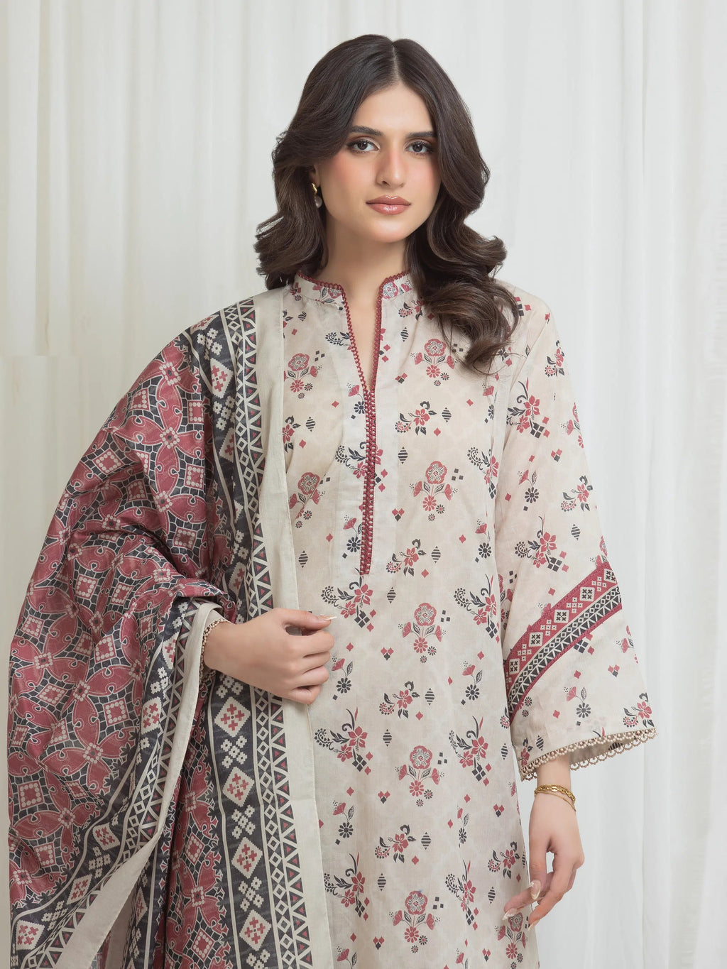 edenrobe Allure Lawn Unstitched Printed 3Pc Suit EWU6A1-36764