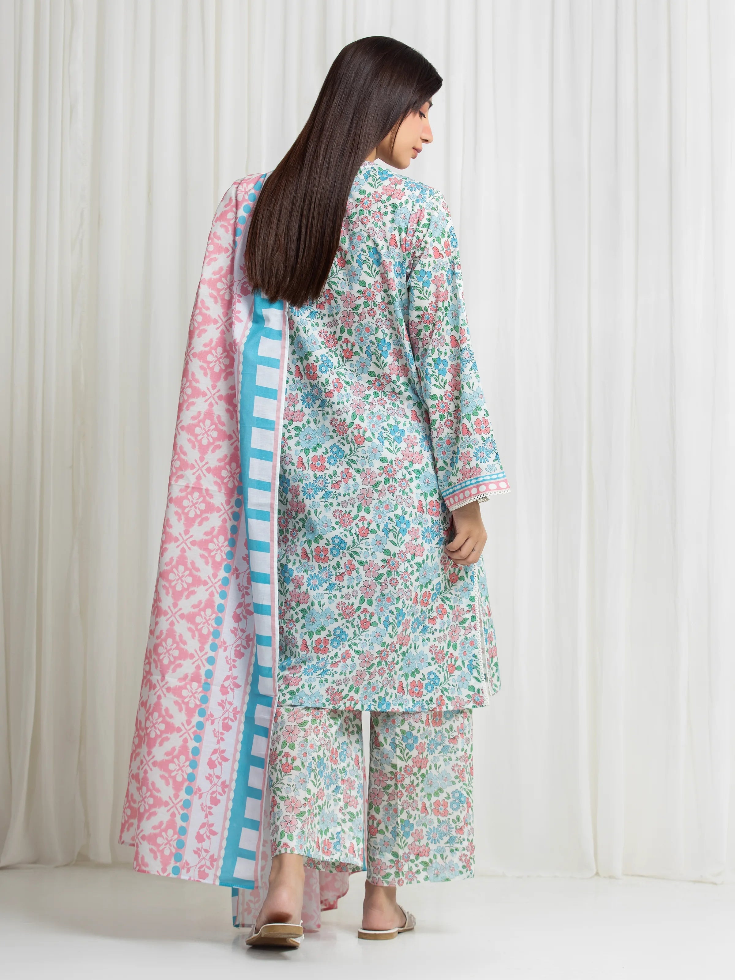 edenrobe Allure Lawn Unstitched Printed 3Pc Suit EWU6A1-36771