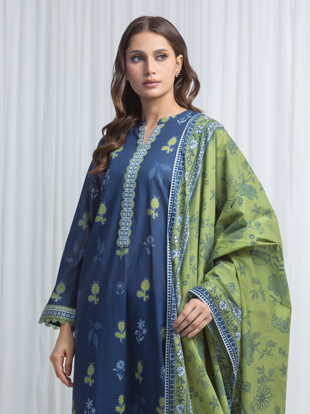 edenrobe Allure Lawn Unstitched Printed 3Pc Suit EWU6A1-36850