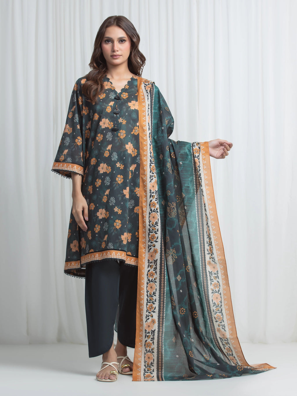 edenrobe Allure Lawn Unstitched Printed 3Pc Suit EWU6A1-36858
