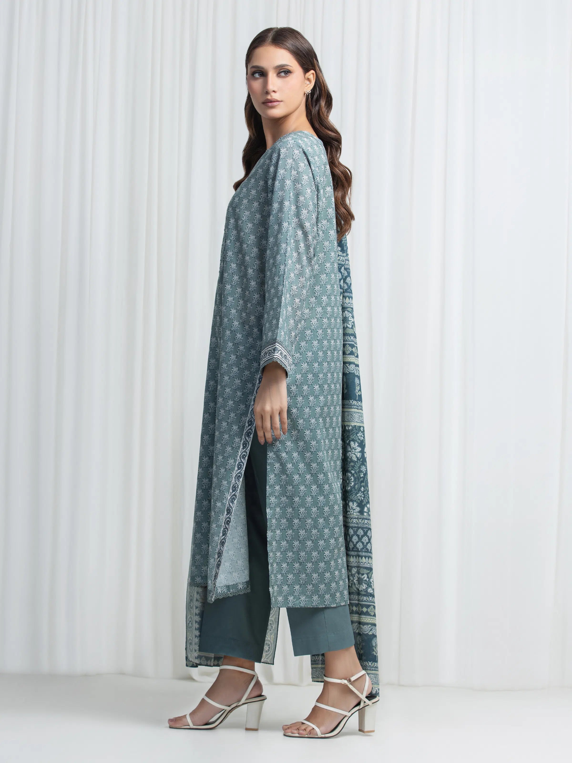 edenrobe Allure Lawn Unstitched Printed 3Pc Suit EWU6A1-36869