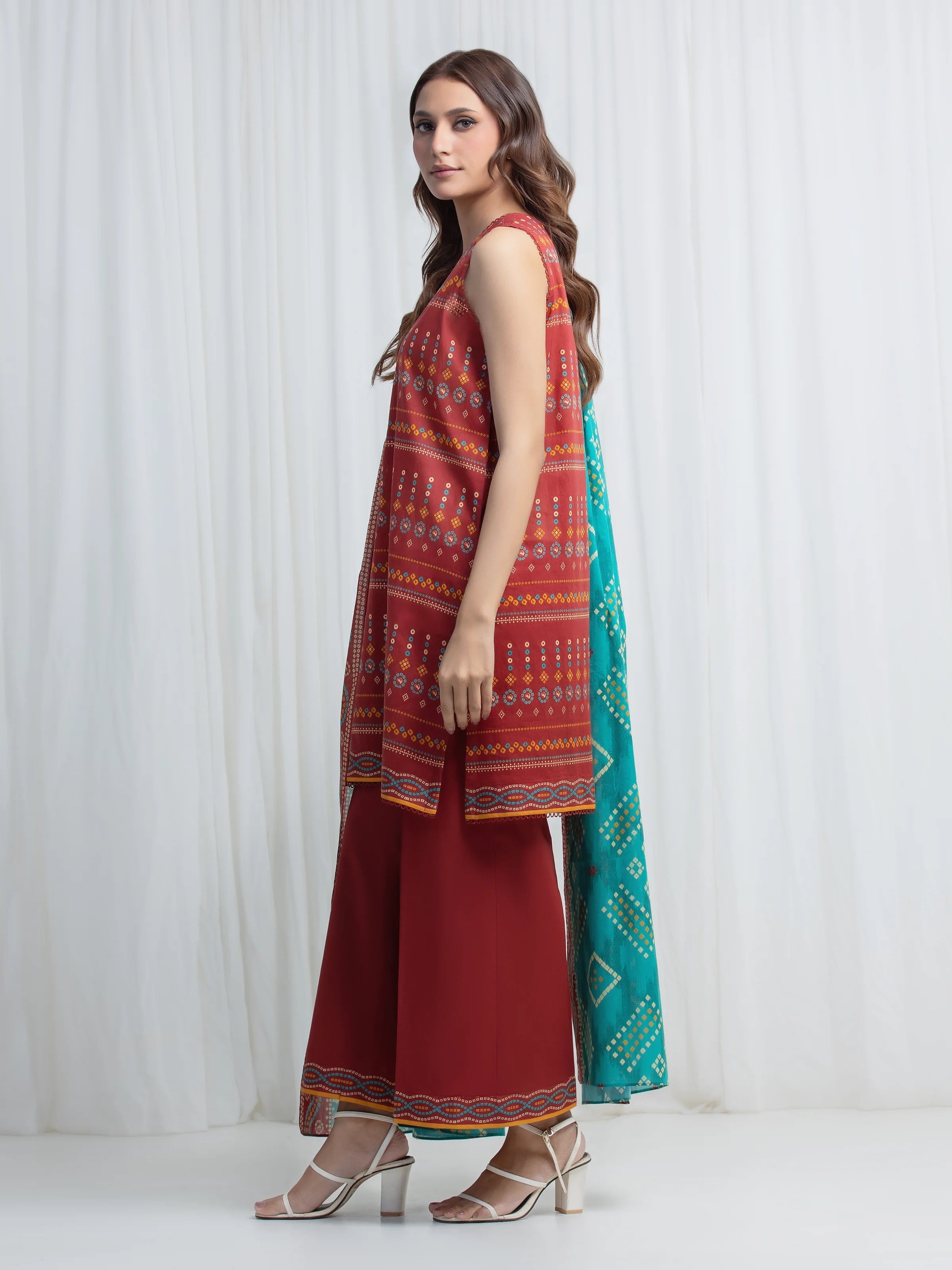edenrobe Allure Lawn Unstitched Printed 3Pc Suit EWU6A1-36872