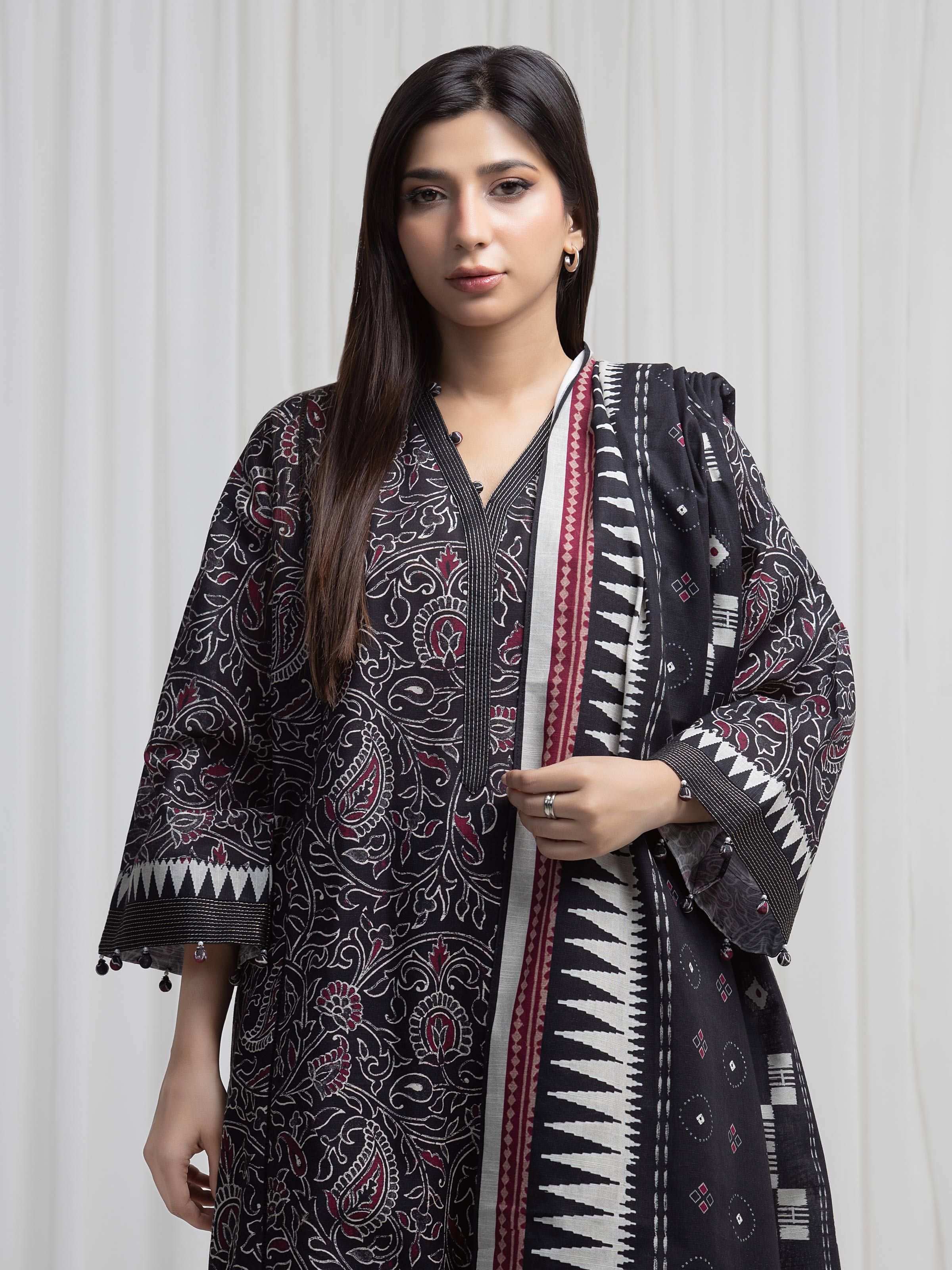 edenrobe Allure Unstitched Printed Khaddar 3Pc Suit EWU6A3-37009