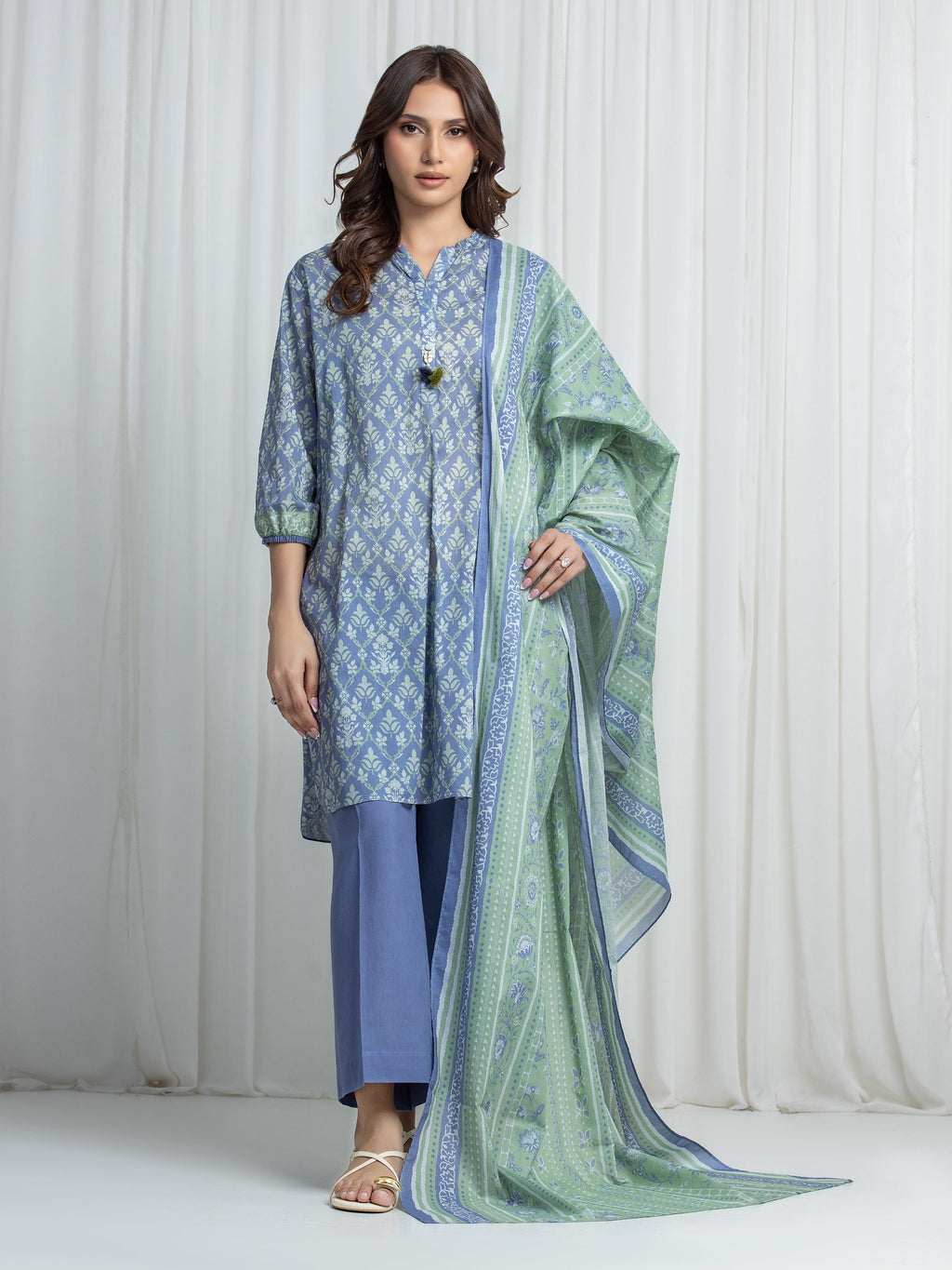edenrobe Allure Unstitched Printed Khaddar 3Pc Suit EWU6A3-37027