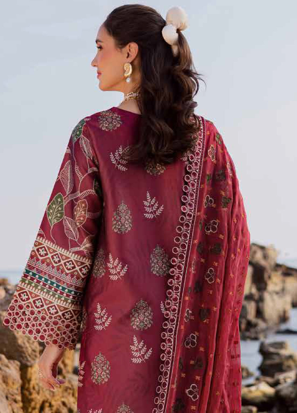 Nureh The Silk Unstitched Embroidered Luxury Silk 3Pc Suit S-26
