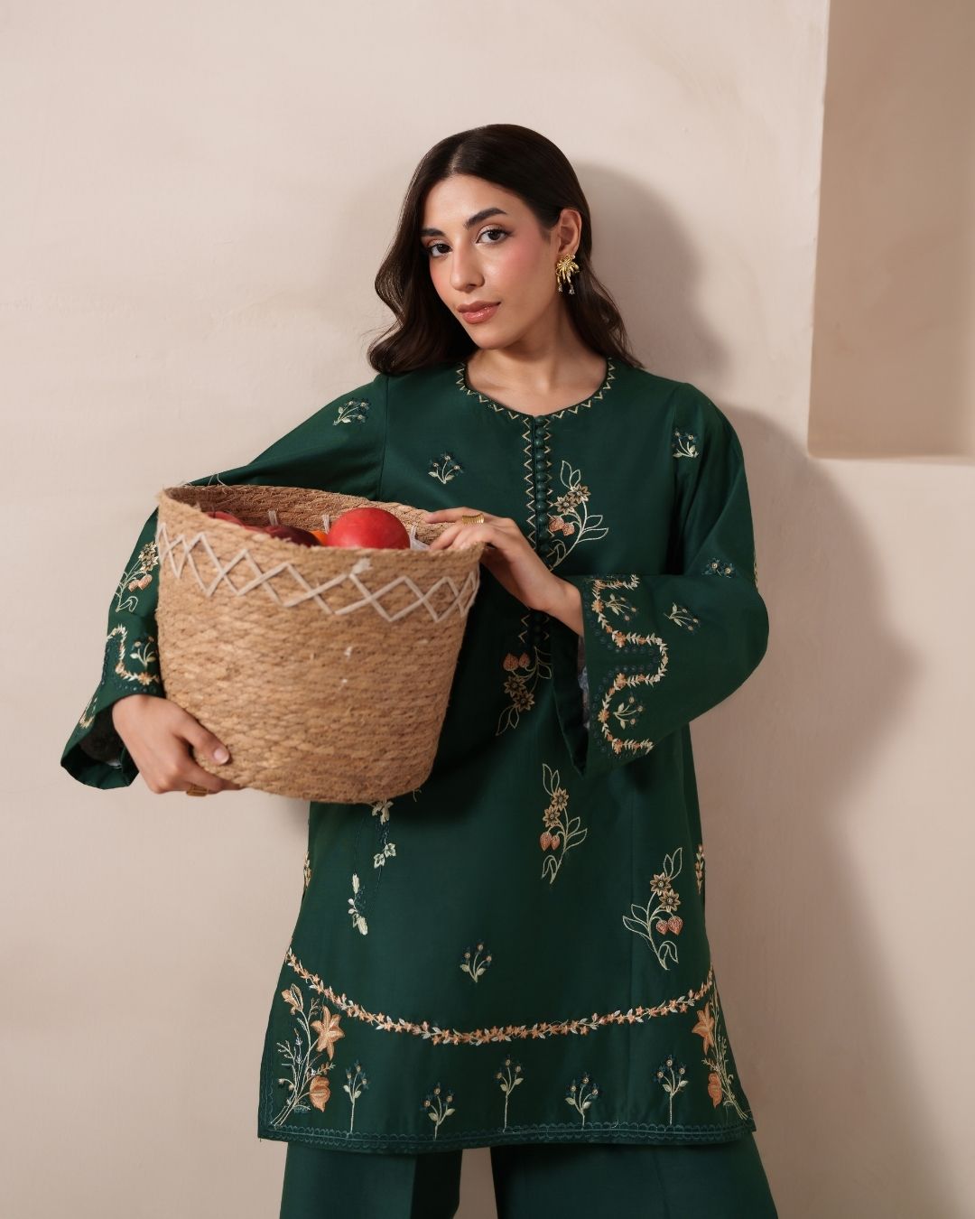 Neeshay Summer Basics Ready to Wear Embroidered Lawn 2Pc Suit SB-13