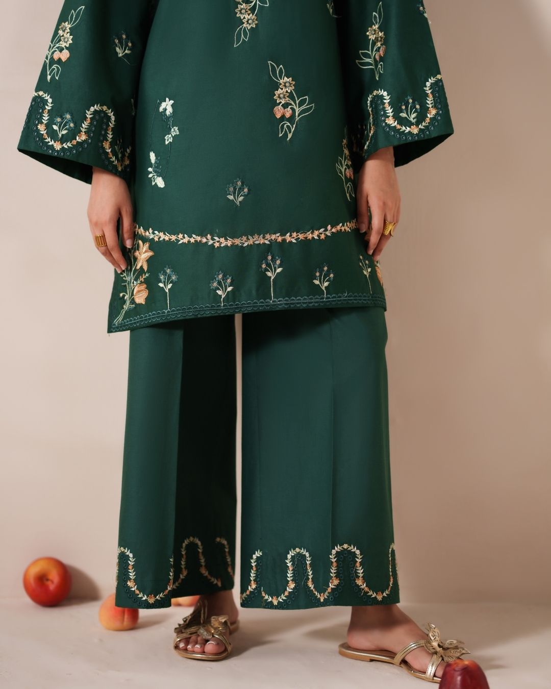 Neeshay Summer Basics Ready to Wear Embroidered Lawn 2Pc Suit SB-13