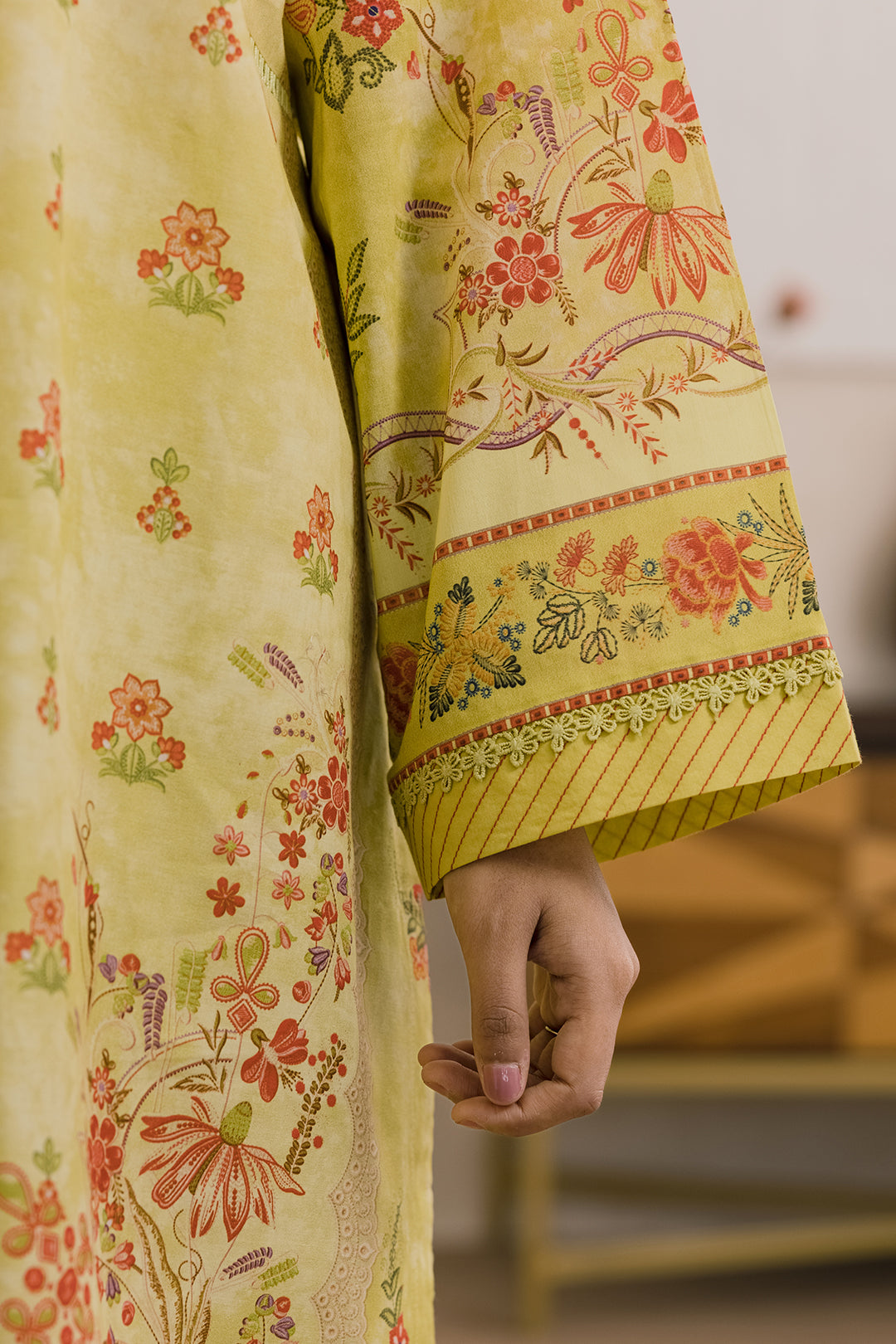 Zellbury Summer Printed Lawn Unstitched 3Pc Suit WUS26X31134